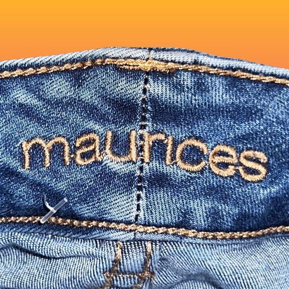 Plus Size Maurices Distressed Capri Jeans Size 20 - Picture 3 of 6